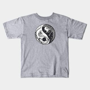 Yin Yang // Snake vs. Crane Kids T-Shirt